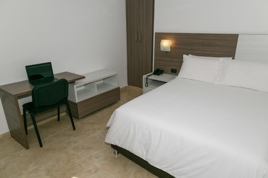 Hotel Mi Corral Plaza Montería Exteriör bild
