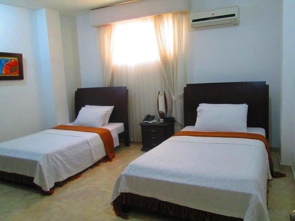 Hotel Mi Corral Plaza Montería Exteriör bild